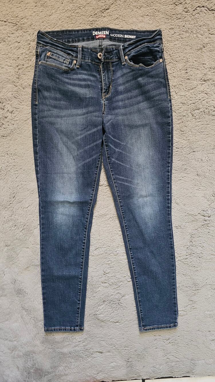 Denizen from Levis Modern Stretch Jeans Medium Wash Slim Fit Womens Size 0